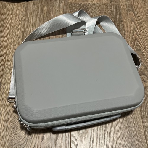 Portable carrying case - carrying,